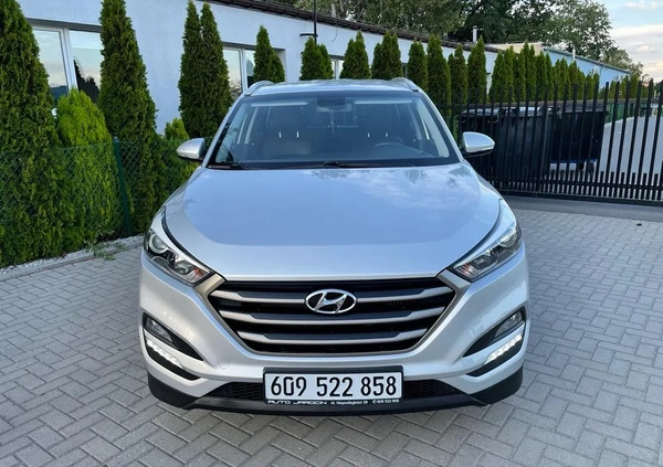 Hyundai Tucson cena 69900 przebieg: 77000, rok produkcji 2016 z Jarocin małe 254